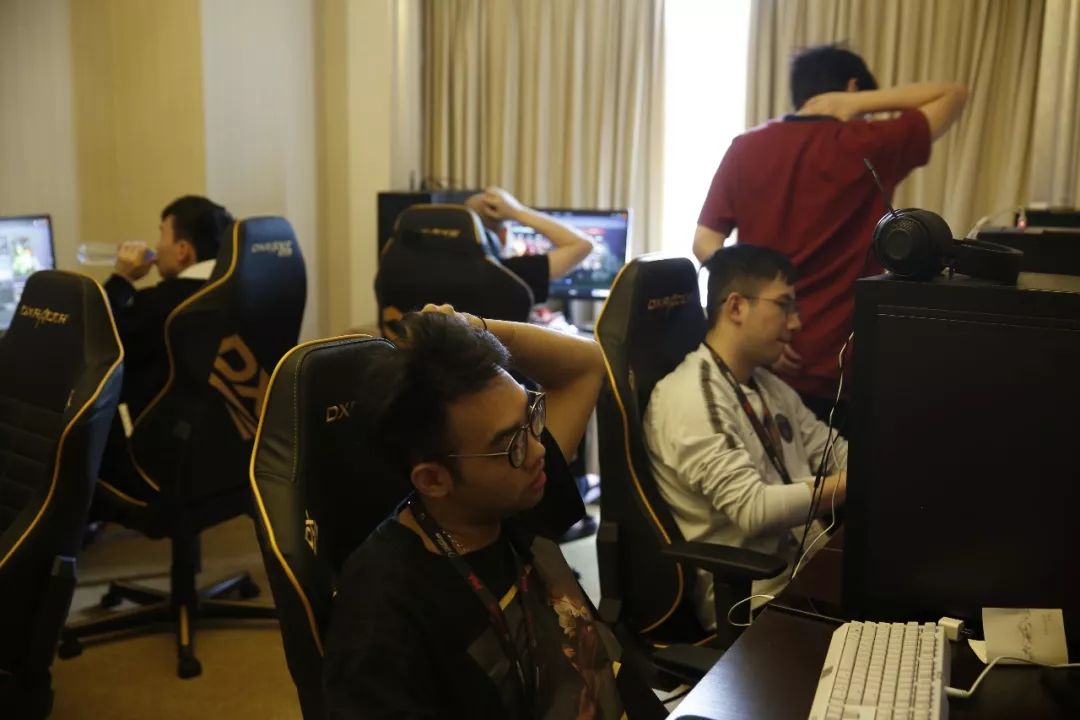 Mini，我来了 – alfajer 在即将到来的比赛中对抗 Paper Rex