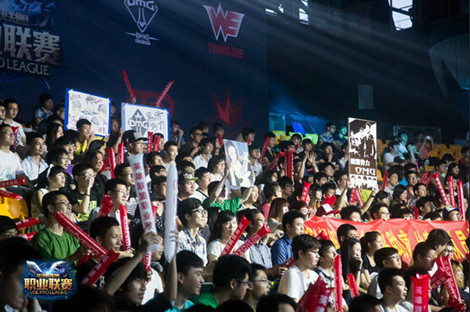 Hang：目前磨合得没有很好 也不知道为什么今天会输掉比赛